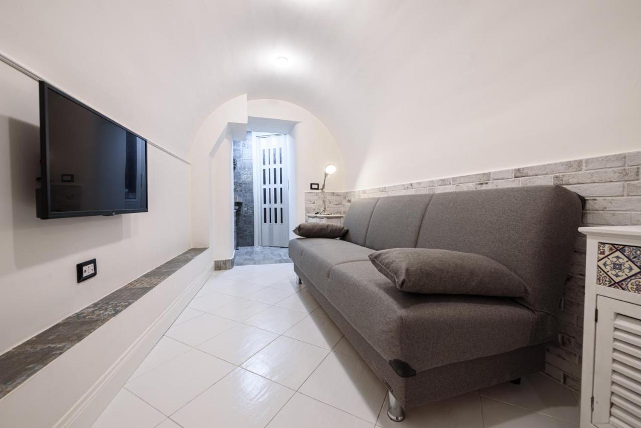 Via Bellini 44 Appartamento Napoli